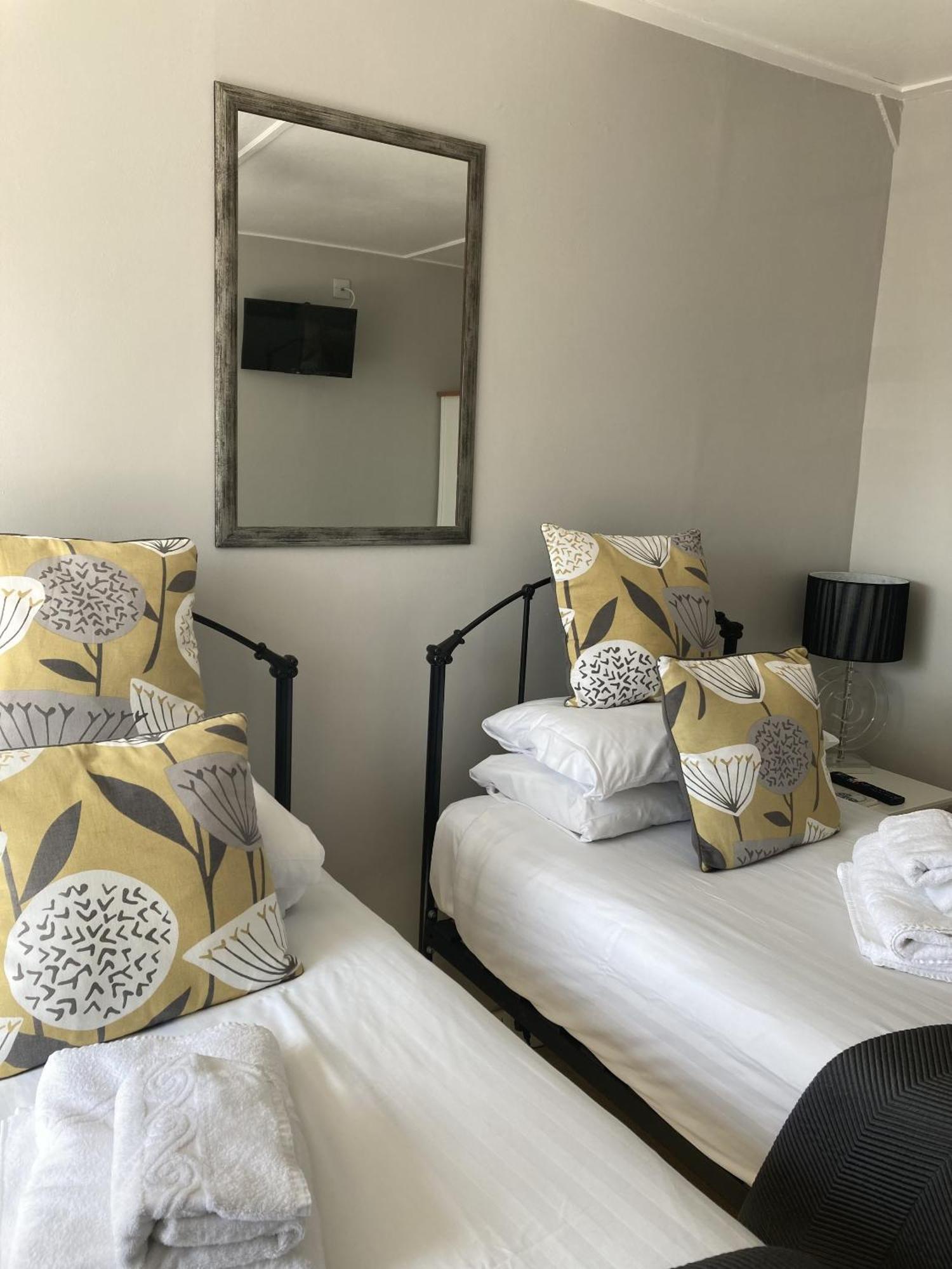 Bed and Breakfast Old Temperance House Saint Keverne Номер фото